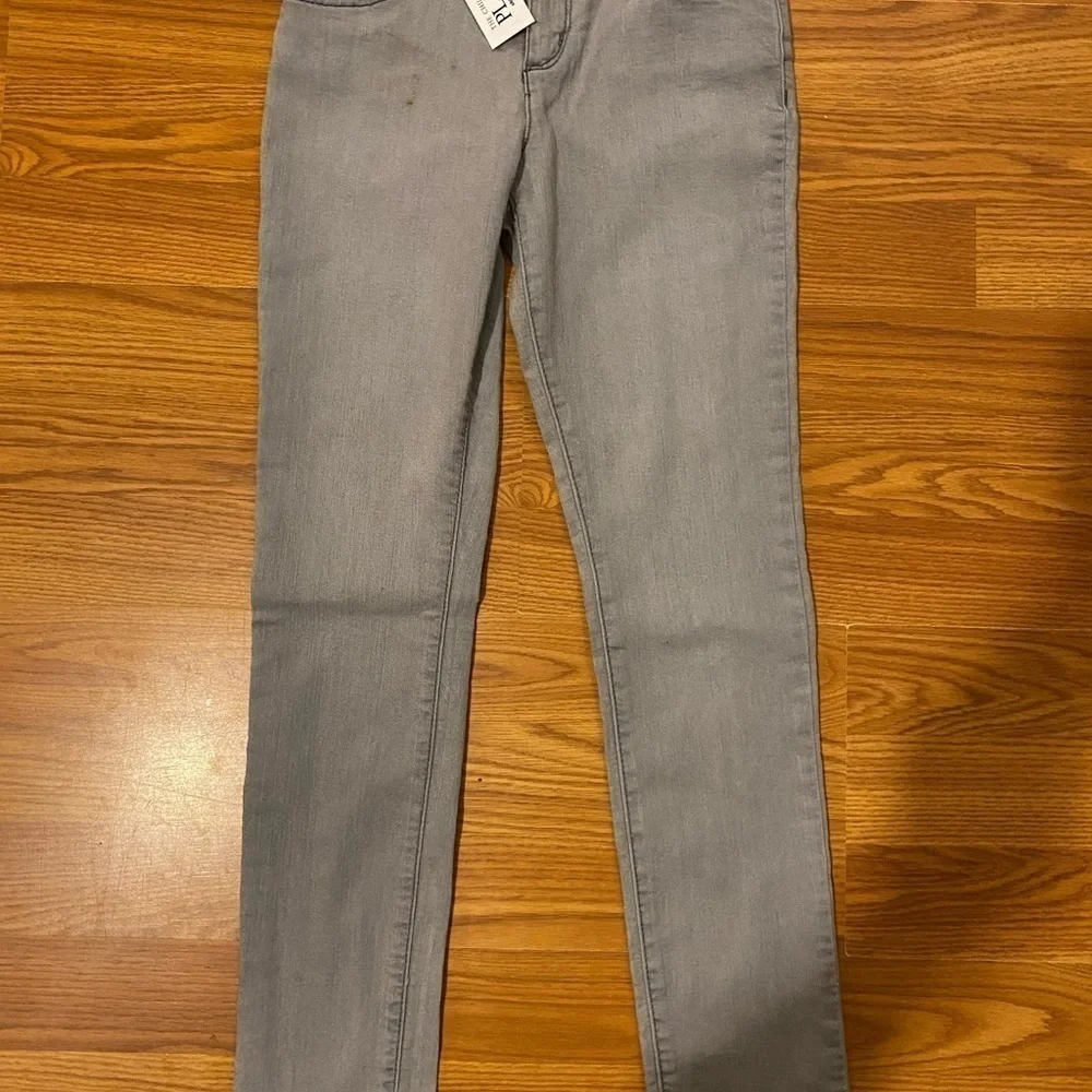 PLACE Super Skinny Jeans size 10 (GJ)